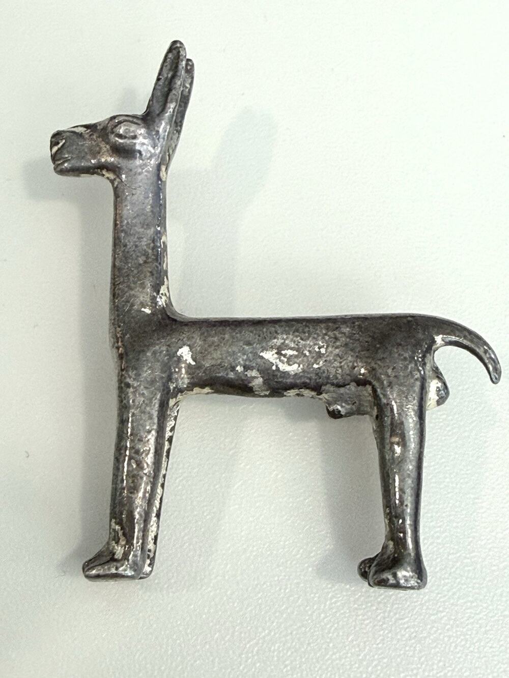 Vintage Alva Studio Silver Plated Pewter Llama Brooch Alpaca Pin Brooch